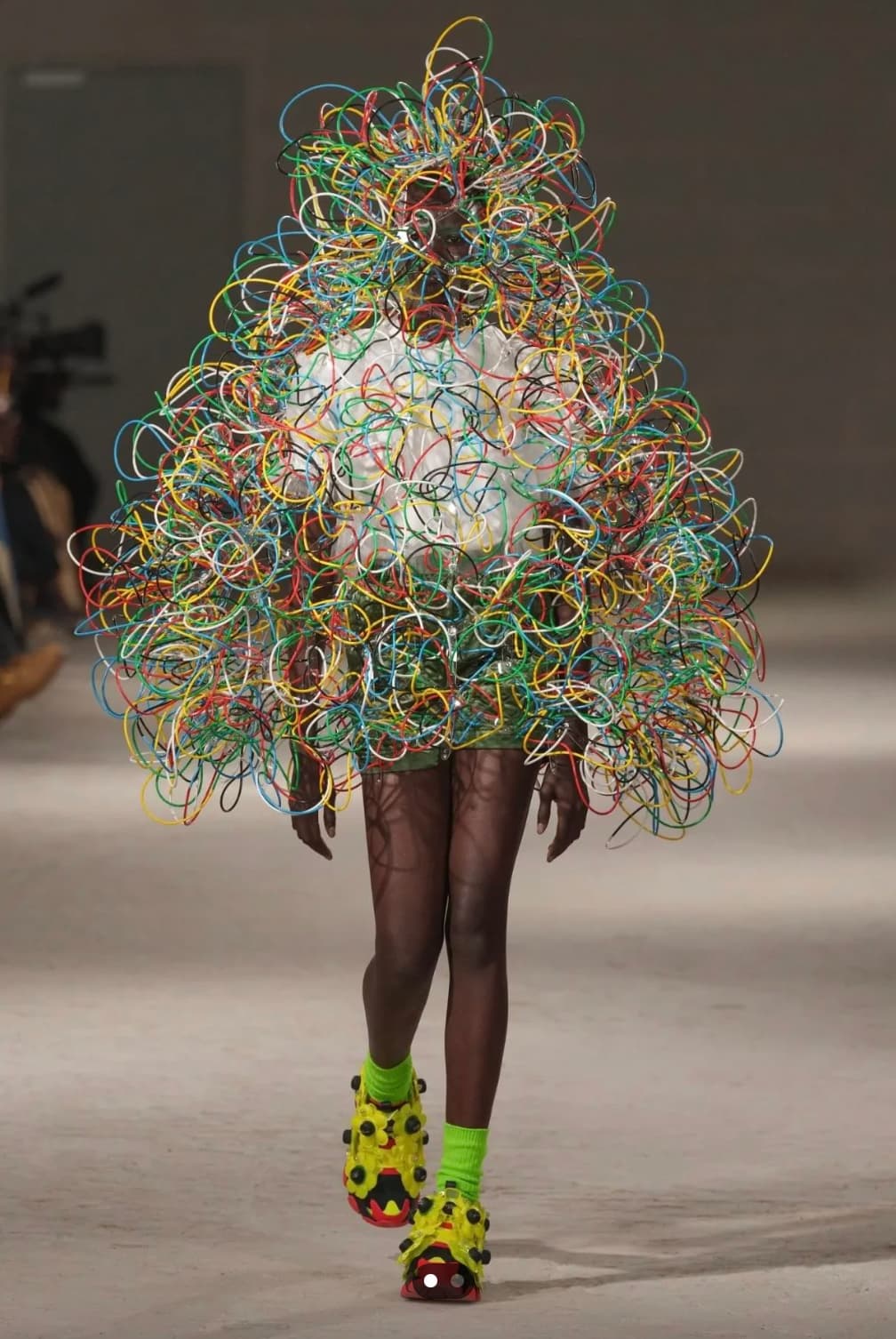 21 Terrible Runways Looks Walking Straight to the Garbage